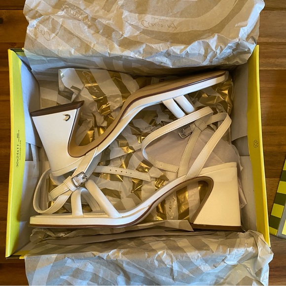 Circus NY by Sam Edelman - Hartlie Bright White Heel - Picture 2 of 5